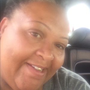 Meet your Posher, Latonya